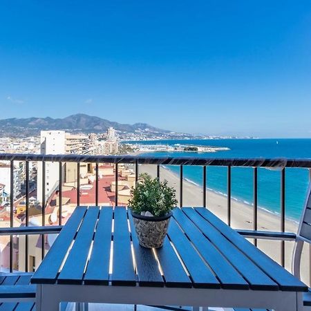 Fuengirola. Bonito Apartamento En Paseo Maritimo. Espectaculares Vistas Al Mar. Primera Linea Exterior photo