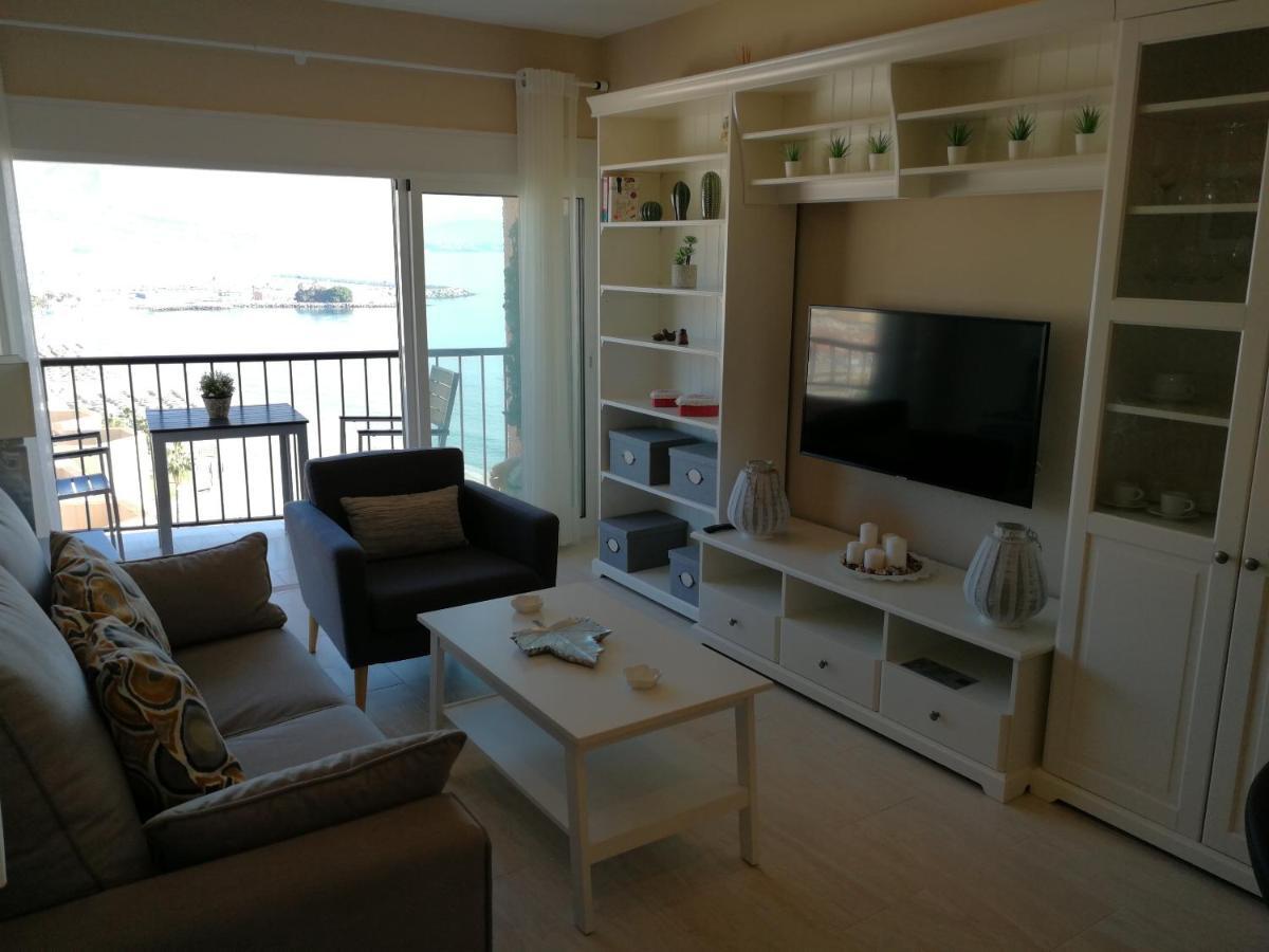 Fuengirola. Bonito Apartamento En Paseo Maritimo. Espectaculares Vistas Al Mar. Primera Linea Exterior photo